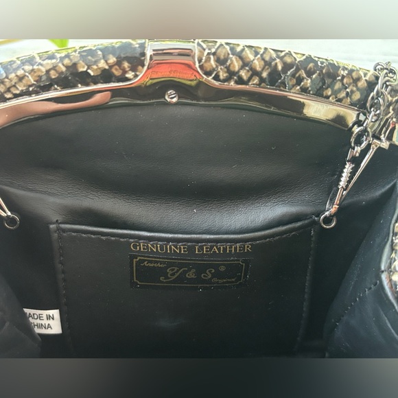 Gorgeous Vintage Snakeskin Evening Bag, Clutch or Shoulder Bag - Picture 6 of 14